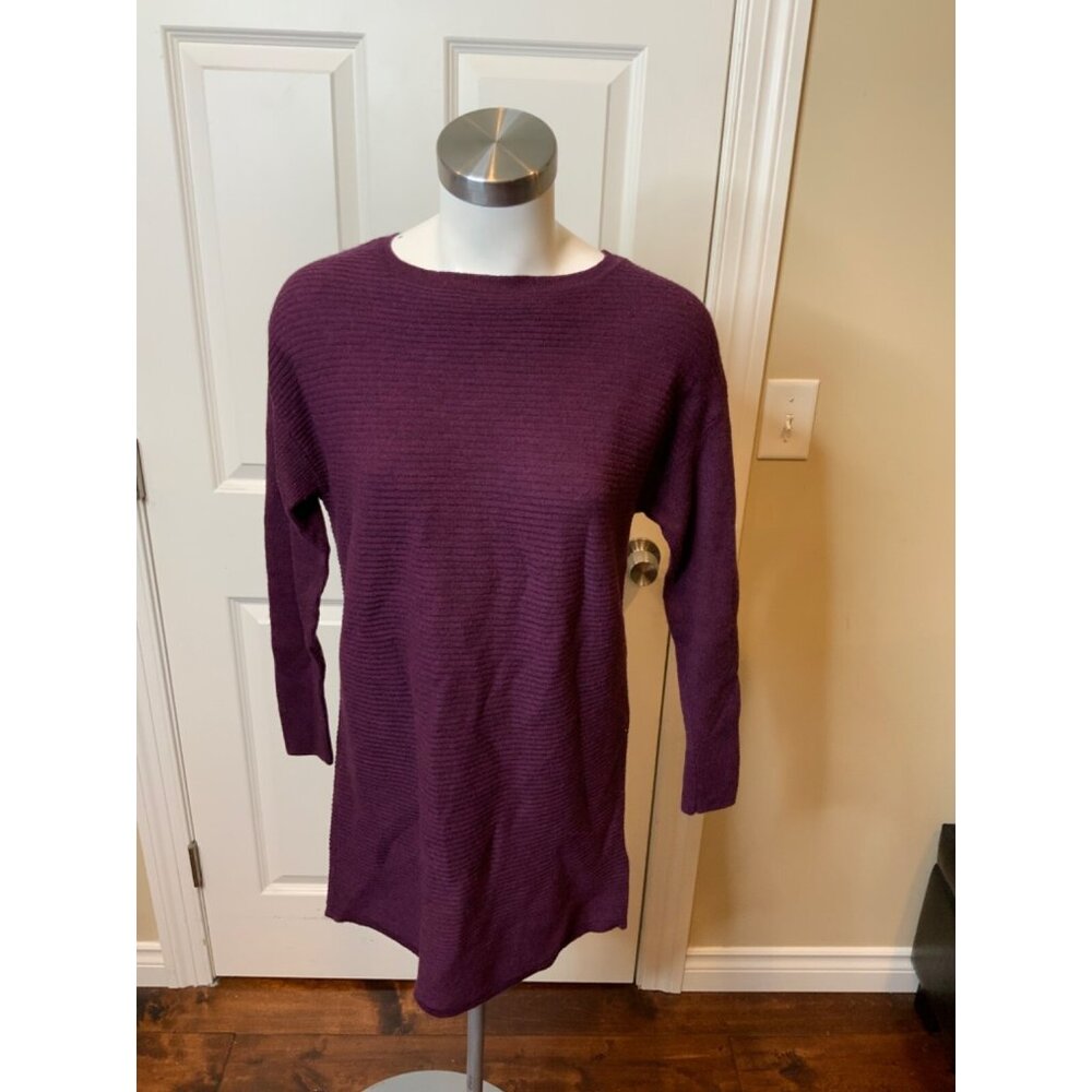 Tahari Long Purple Rib Knit 100% Extra Fine Merino Wool Sweater, Size Small